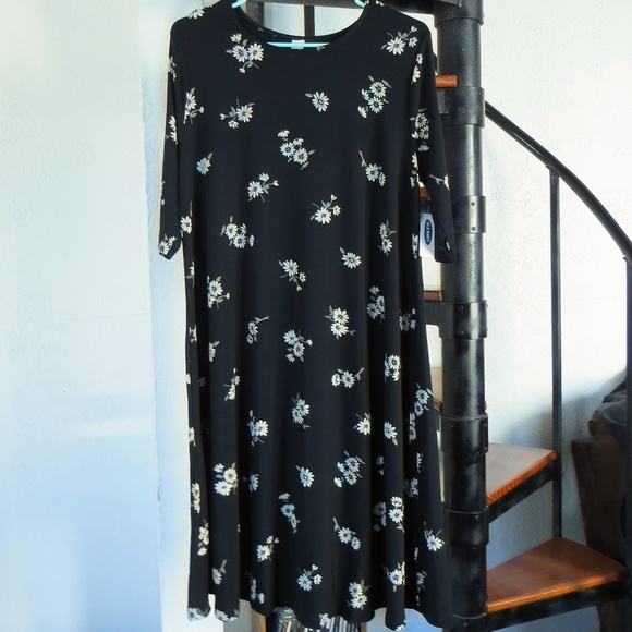 Old Navy Dresses & Skirts - Old Navy | Black & White Floral Dress